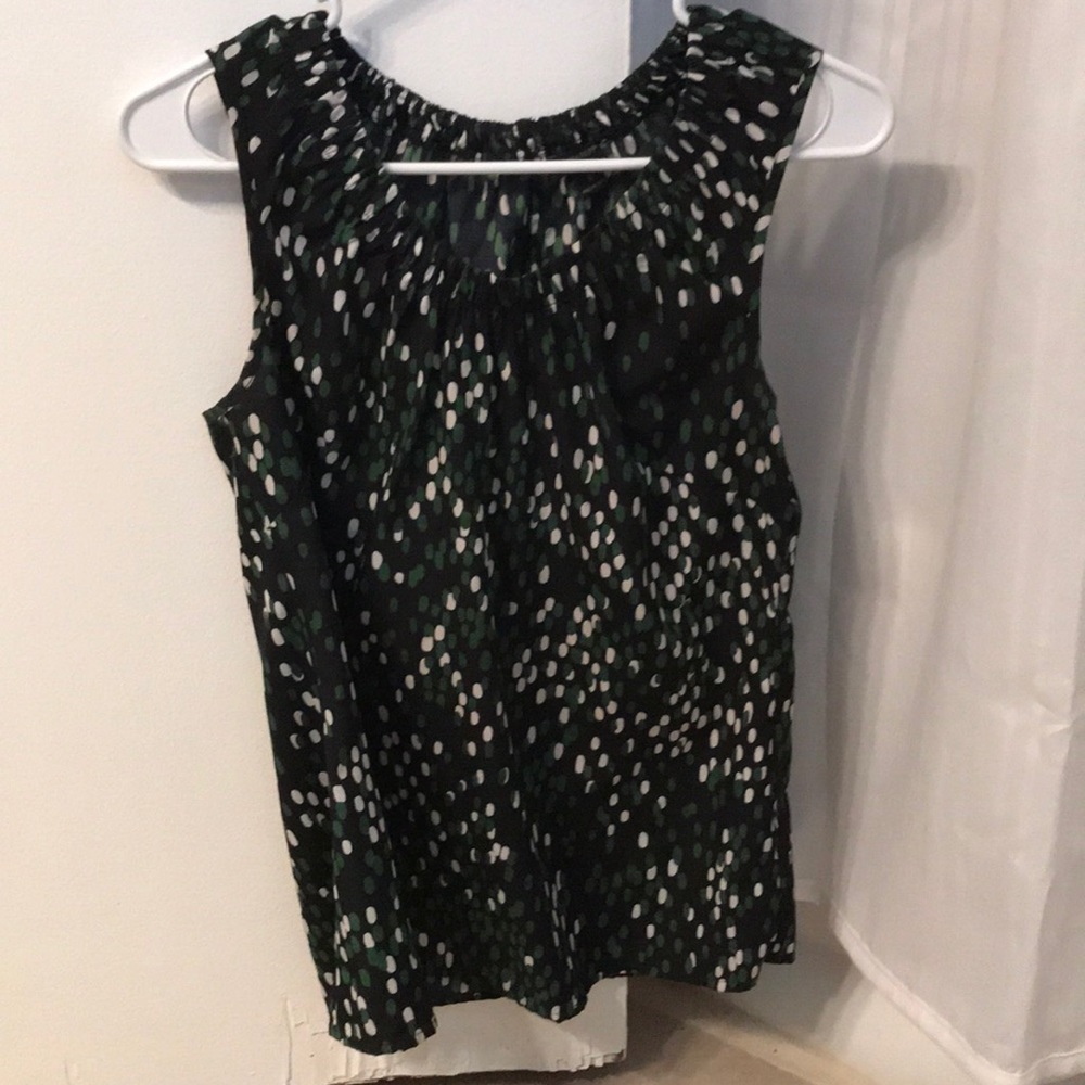 Banana republic sleeveless blouse size s